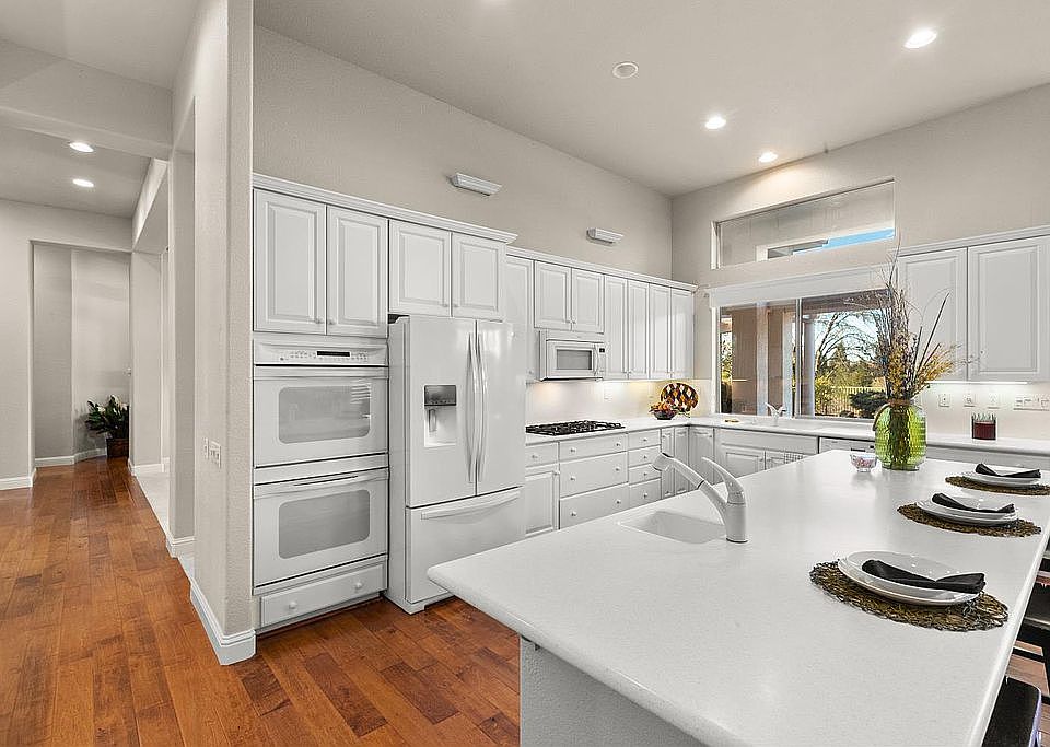 2nd image of 1590 Millpond Ln #Ca-95648
