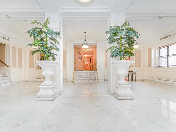 2600 Kennedy Boulevard image 2 of 27