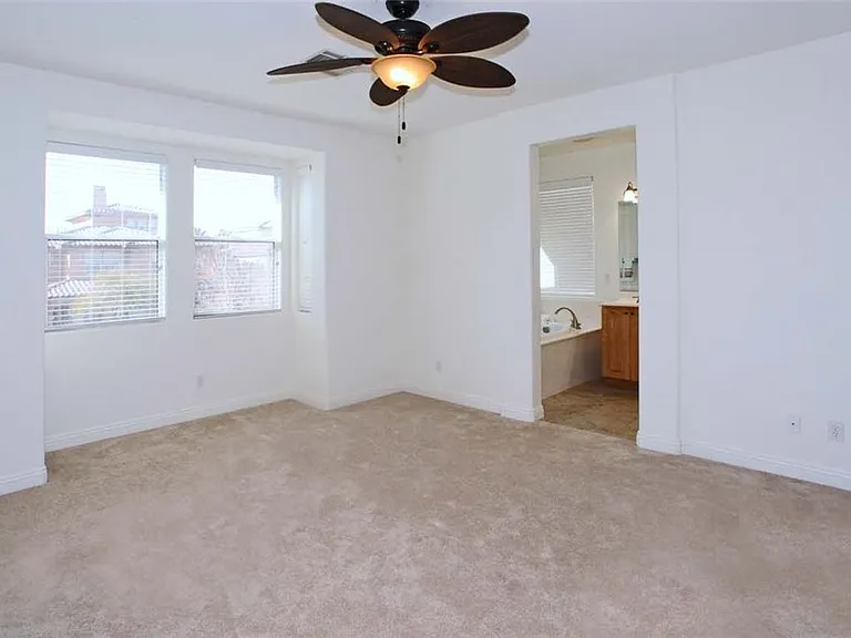 1020 Via Latina St — Photo 17