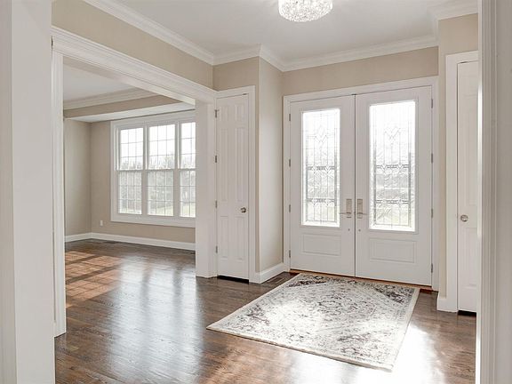 4th image of 7655 Coldstream Woods Dr
