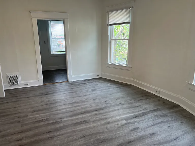 2321 Park Ave #2 — Photo 3