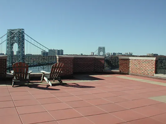 Sold by Simone Song Properties, LLC | media 24