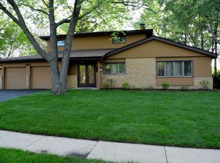260 Westview St, Hoffman Estates, IL 60169
