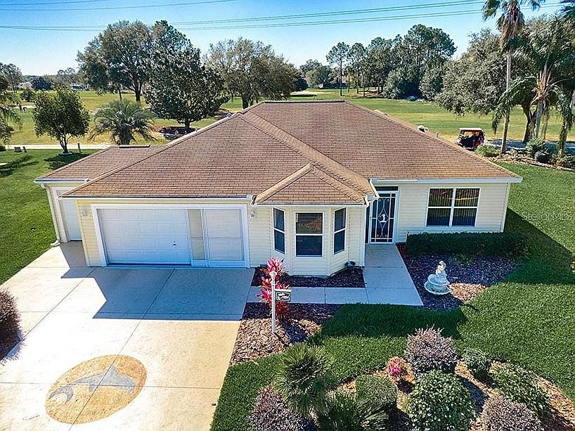 Home overlooking De LaVista Golf Course