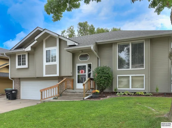 5033 S 163rd St, Omaha, NE 68135