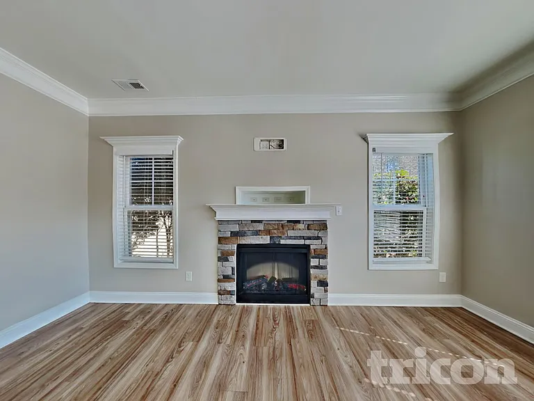 401 Bruce Johnson Rd — Photo 2