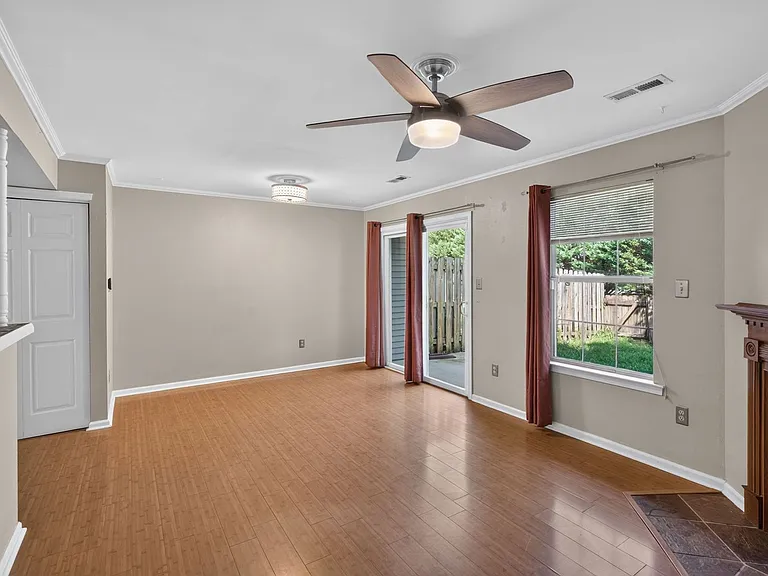 102 Heather Way #C — Photo 13