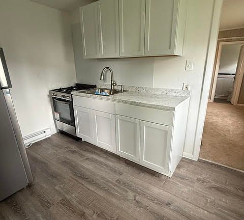 4th image of 127 Saude Ave #5