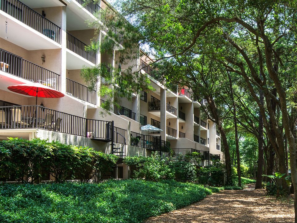 1st image of 3 Wimbledon Ct APT 302
