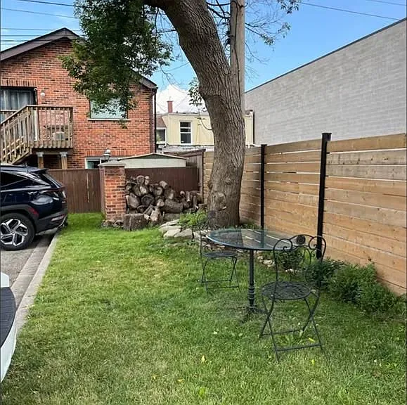 56 King St W #A — Photo 28