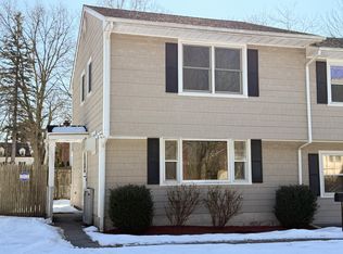 11 Flushing Ave #1, Fairfield, CT 06825