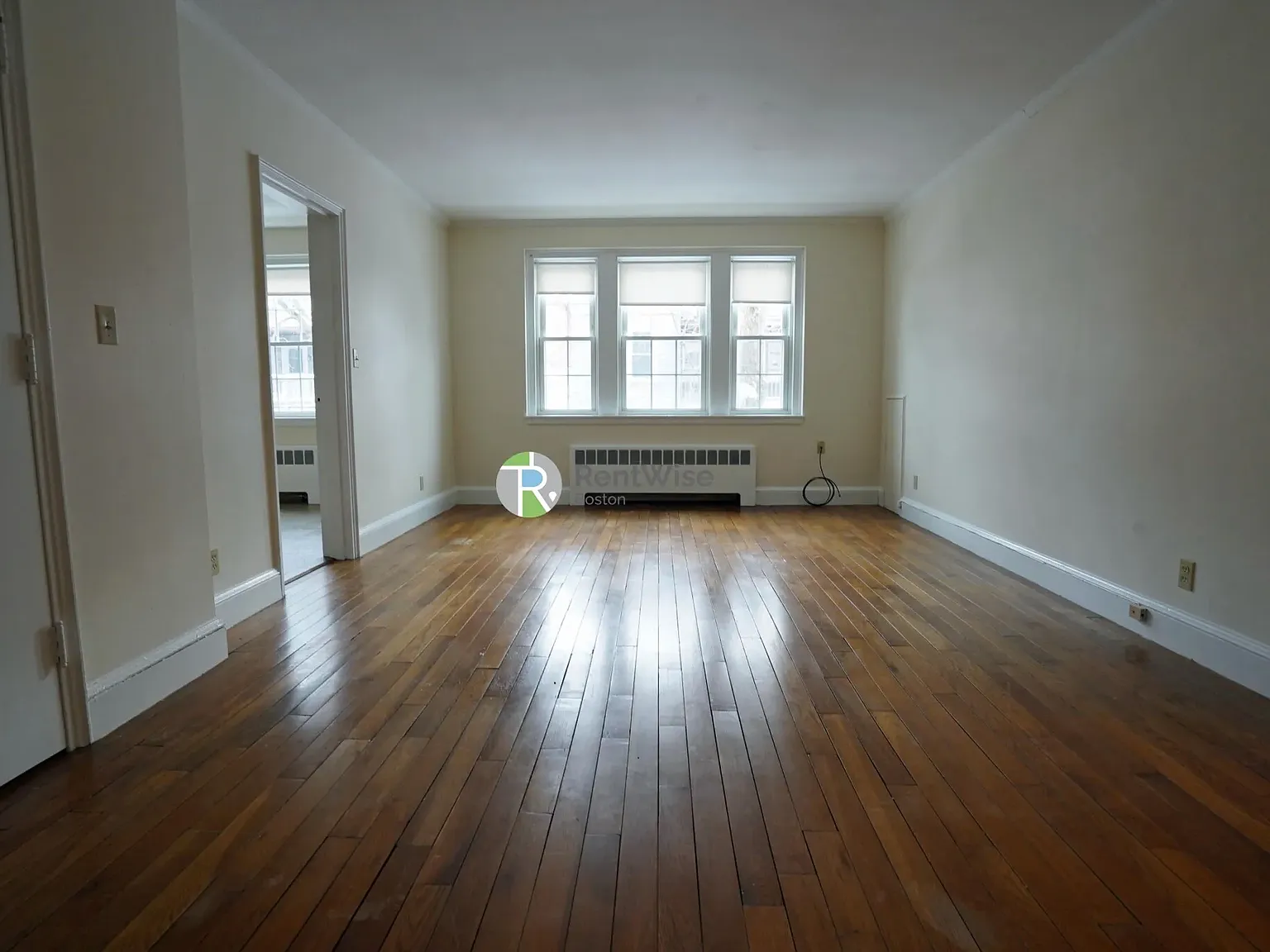 Studio, 9999 sqft, $2,000 — Photo 4