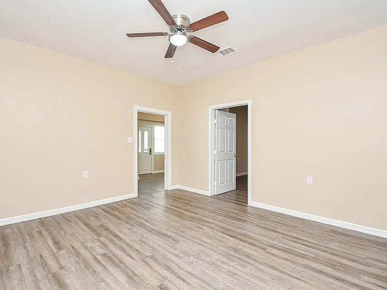 4301 Gregory St — Photo 13