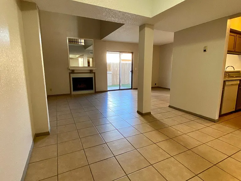 3225 Isla Banderas Way — Photo 6