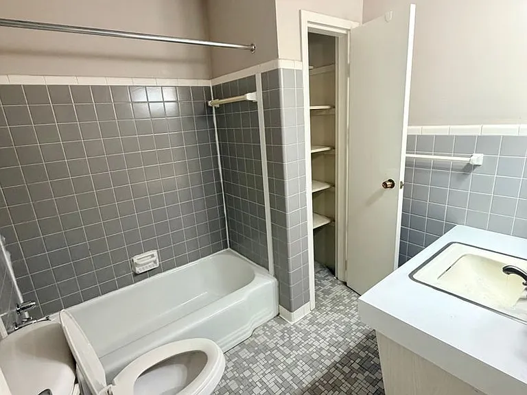 1568 Alexandria Dr #8B-Z3 — Photo 5