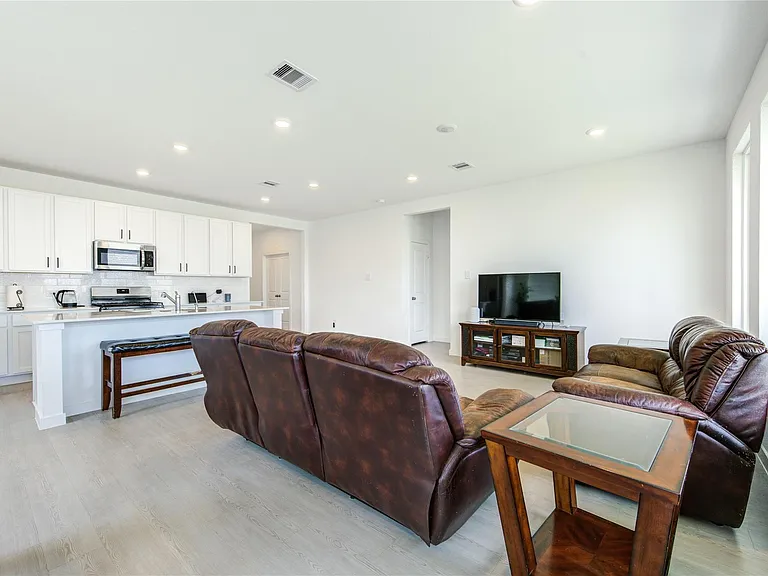 21614 Springhill Grove Ln — Photo 22