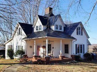 1118 Halfway Rd, Scottsville, KY 42164