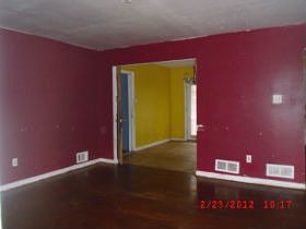 2nd image of 1048 Laurel Ct NW