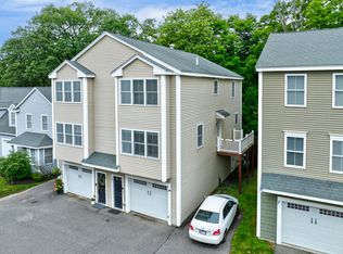 8 High St APT F2, Acton, MA 01720