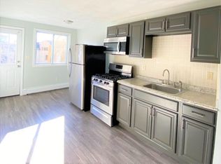 21 Eutaw St #1R, Boston, MA 02128