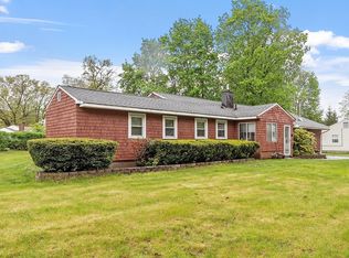 451 Pleasant St, Tewksbury, MA 01876
