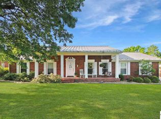 1606 Sycamore St, Murray, KY 42071