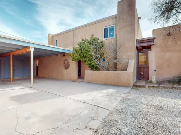1005 Guadalupe Del Prado St NW, Albuquerque, NM 87107