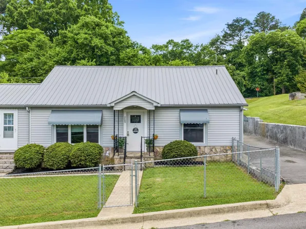 208 15th St SW, Fort Payne, AL 35967