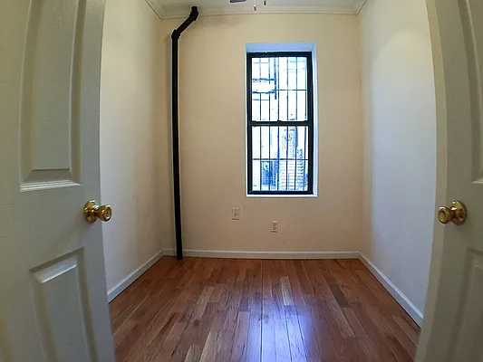 Rented by Francine Realty | media 44