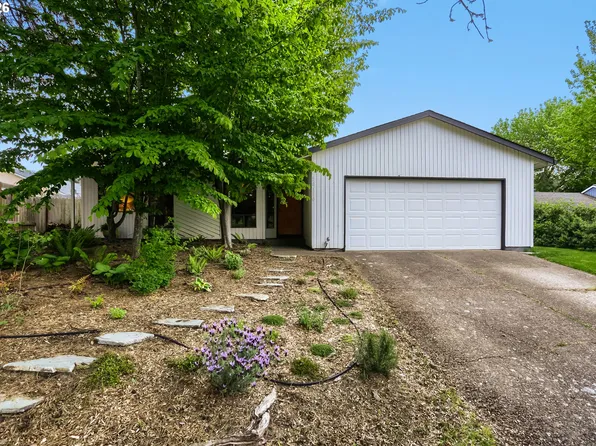 10110 SW Exmoor Pl, Beaverton, OR 97008