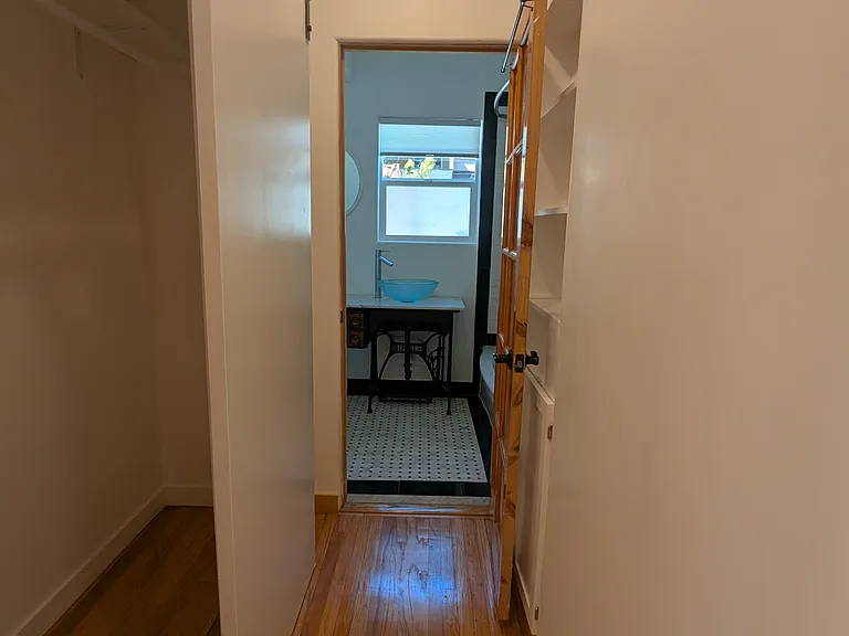 1549 Baxter St #4 — Photo 29