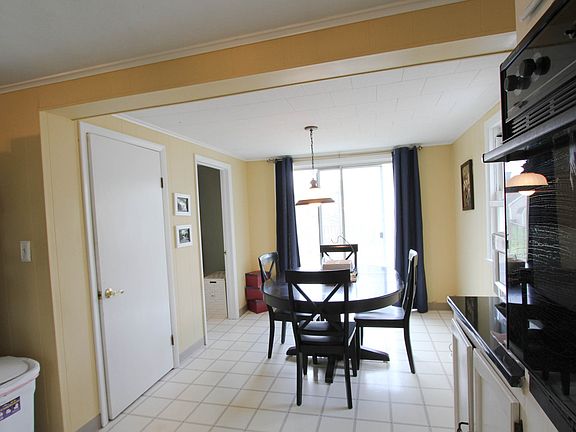 5th image of 4664 Anderson Dr