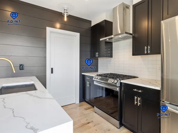 275 Webster St, Boston, MA