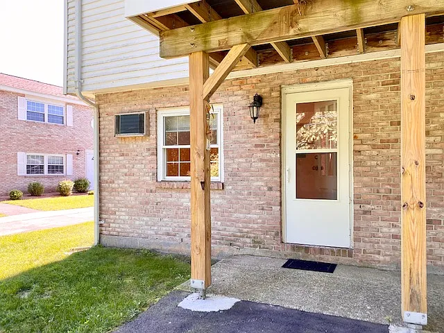 90 Washington Park Dr #10 — Photo 8