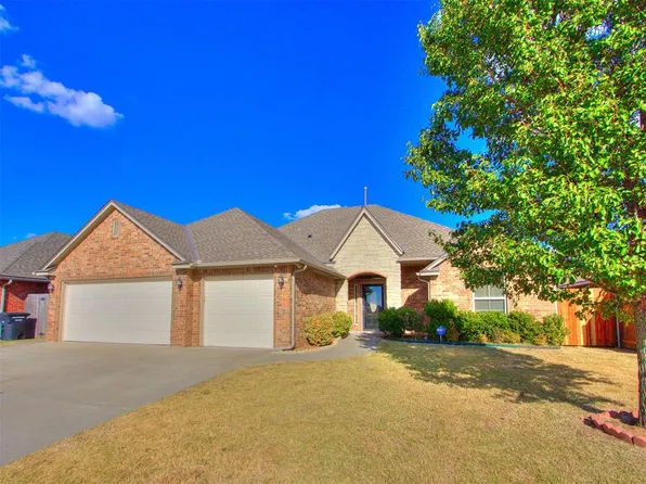 1404 Dorothy Dr, Moore, OK 73170