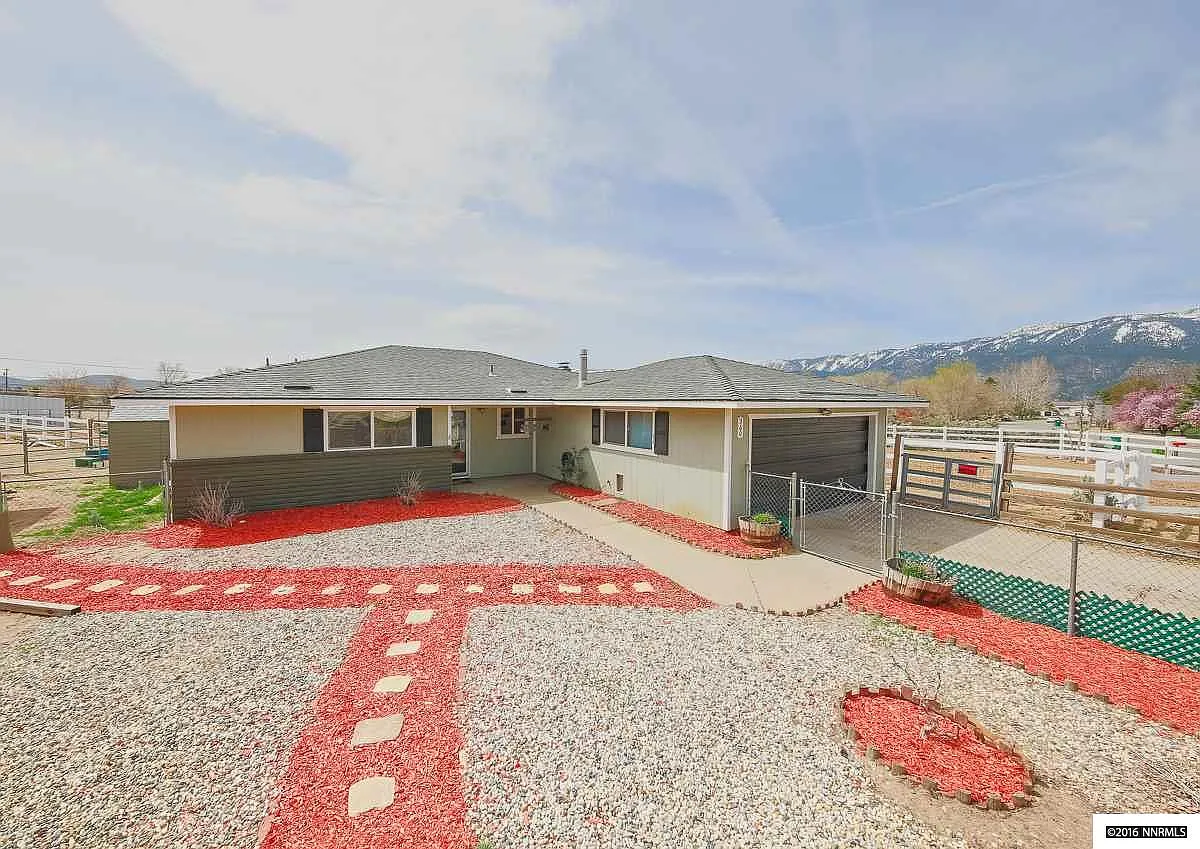 360 W Coyote Dr photo 1