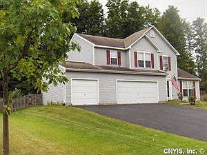 3rd image of 78 Chaucer Cir