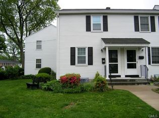 210 Sylvan Knoll Rd, Stamford, CT 06902