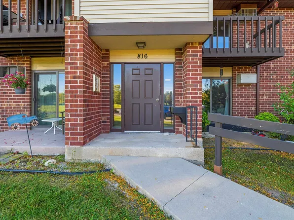 816 S Park Ave APT 2A, Fond Du Lac, WI 54935