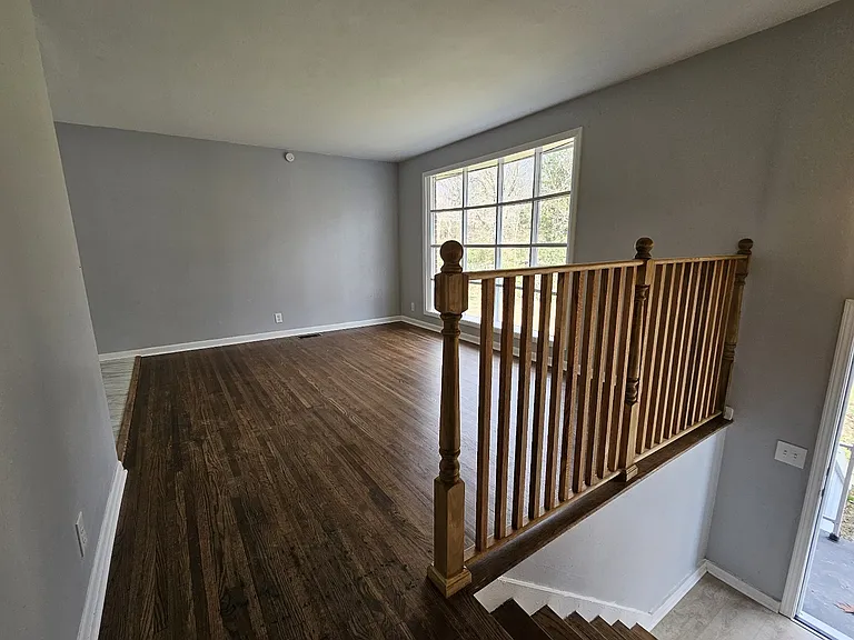 317 Melvin Jones Dr — Photo 4
