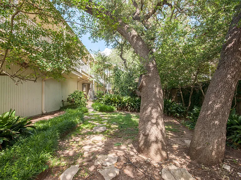 3840 Far West Blvd #102 — Photo 36