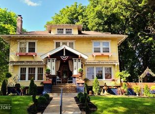 303 E 7th St, Tama, IA 52339