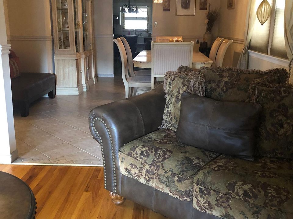 LARGE LIVING ROOM AND FORMAL DINING ROOM OPEN SPACE