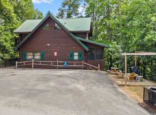 2810 Ridge Creek Cir, Sevierville, TN 37876