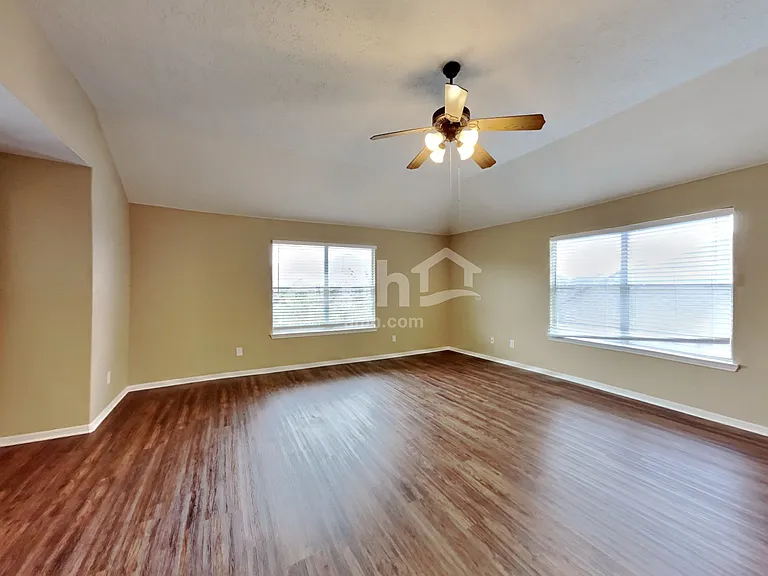 12311 Amanda Pines Dr — Photo 11
