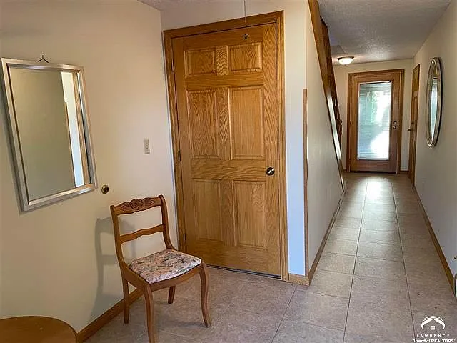3200 W 22nd St — Photo 4