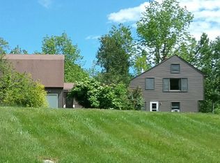 417 Quaker Ridge Rd, Leeds, ME 04263