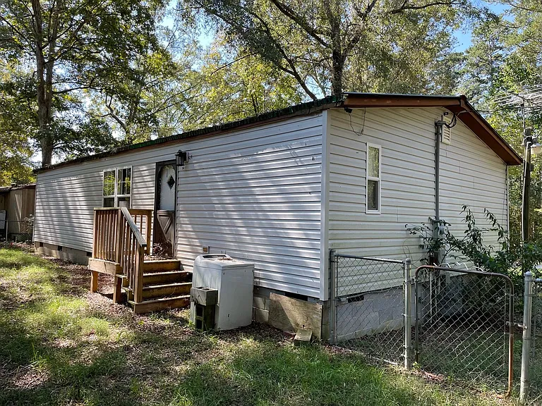 200 Hillcrest Rd — Photo 18