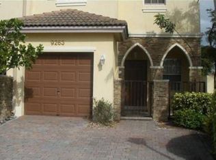 9263 SW 221st St, Cutler Bay, FL 33190