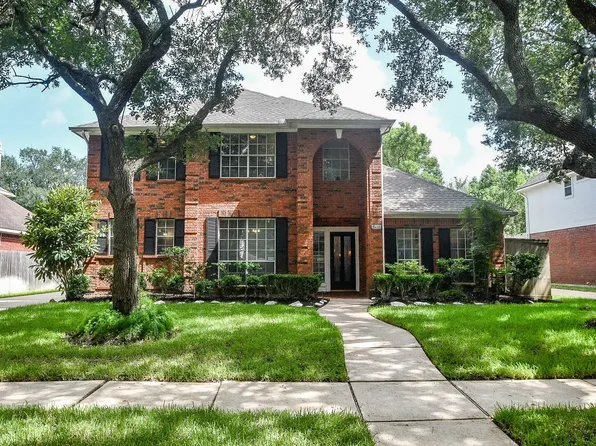 17419 Marigold Dr, Sugar Land, TX 77479